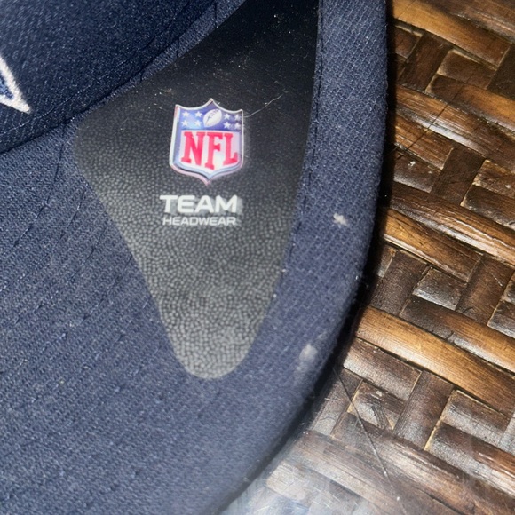 NEW ERA NFL CHARGERS HAT - Picture 8 of 10
